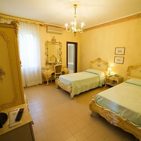 Ξενοδοχείο Grande Miramare 4*